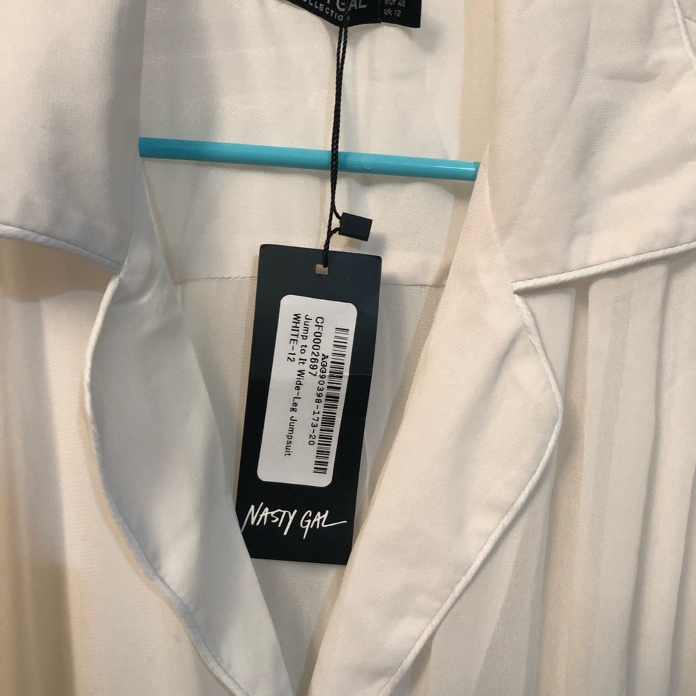 Jumpsuit - Picture 5 of 5